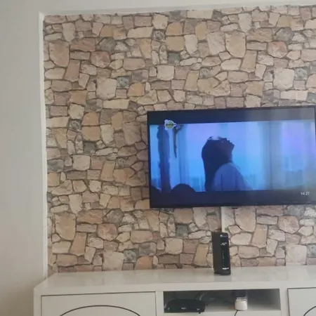 Kibris Sehitleri Caddesi Oztug Appartement